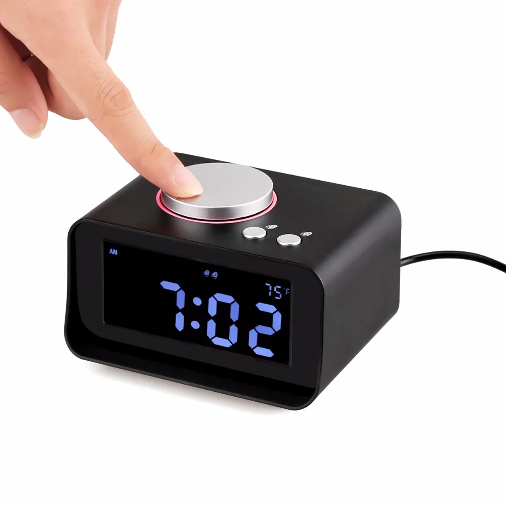 

3.2 "Digital Dual Alarm Clock 3W FM Radio 87.5-108 MHz With Snooze Temperature Display Dual USB Charger For Phone Y4434