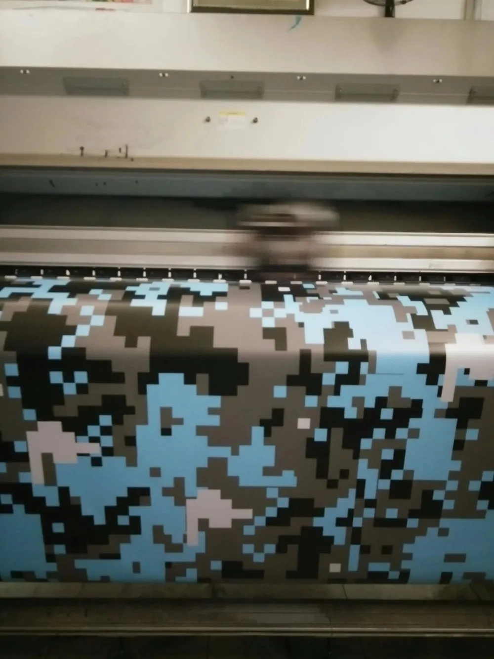 arctic camo vinyl pixel camouflage car wrapping graphics blue red purple black white ubran boat truck covering foil (14)