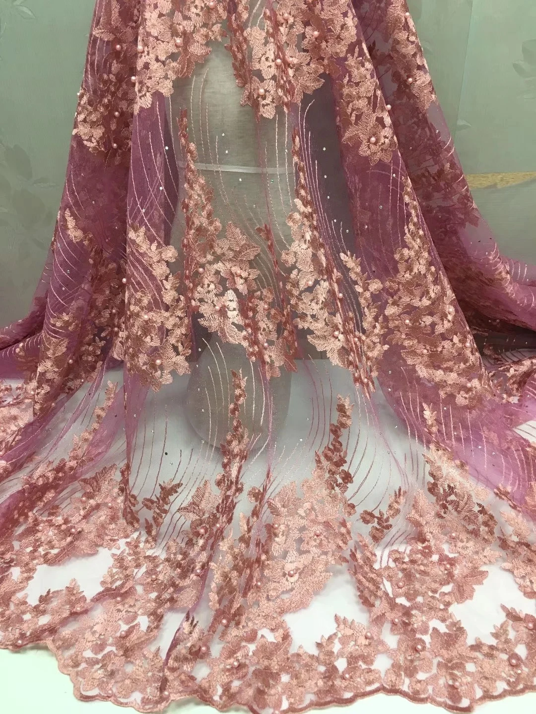 BEAUTIFICAL розовый кружевной ткани Африки с черной сеткой вышитые кружева ткань