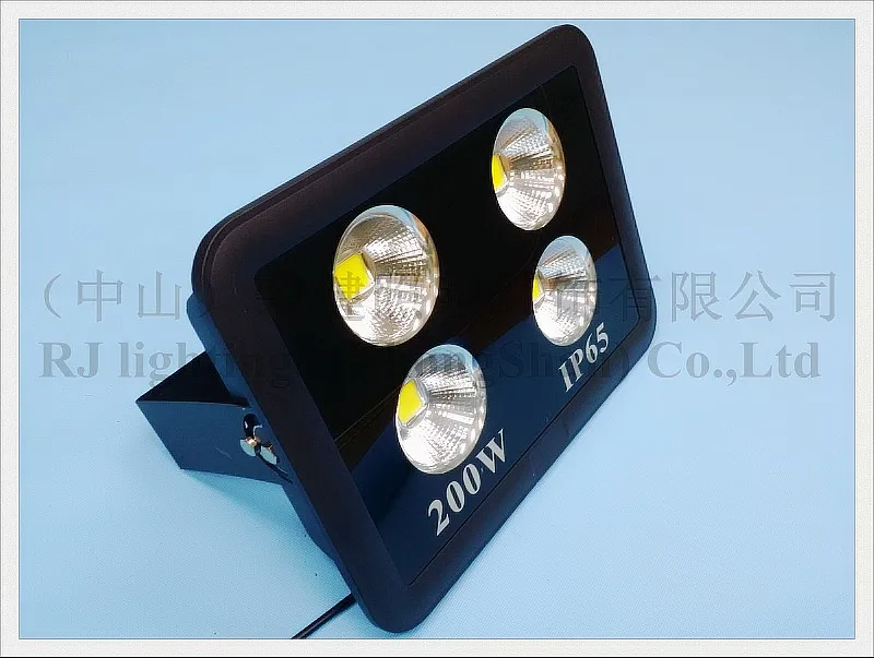 led flood light with cup 200w (1)