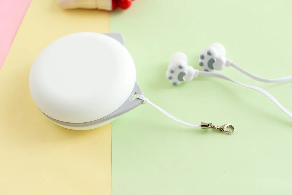 Chiclits 3.5mm in-ear Earphone Cartoon Cat Paw Headphone With Microphone Pack Boxes  for iPhone Samsung Android (18)