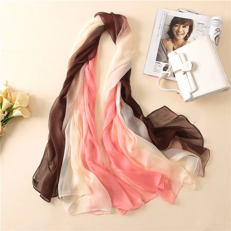 Роскошный бренд летний градиентный шелковый шарф для женщин мягкие обертывания и шали за бортами бандана пляжный Хиджаб Женский платок - Цвет: 10