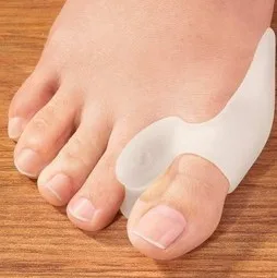 Унисекс Облегчает боль в силиконовые ног разбрасыватель бурсит большого пальца стопы щит вальгусной ортопедические стельки как уход за