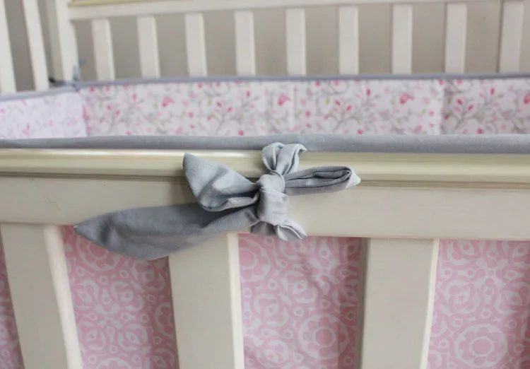 Harga Promosi! 7 PCS bordir tempat tidur bayi,, Pembibitan, Perlengkapan tempat tidur set, Meliputi ( 4 bumper + selimut + bed cover, + Tidur rok ) Beli Promosi! 7 PCS bordir tempat tidur bayi,, Pembibitan, Perlengkapan tempat tidur set, Meliputi ( 4 bumper + selimut + bed cover, + Tidur rok )