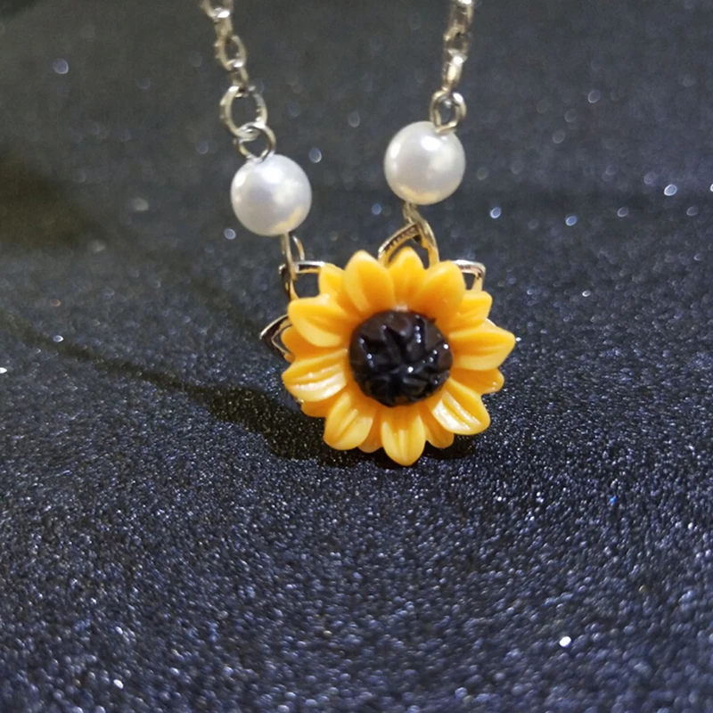 Sunflower Imitation Pearl Necklace Yellow Sunflower Pendan Jewelry Gold