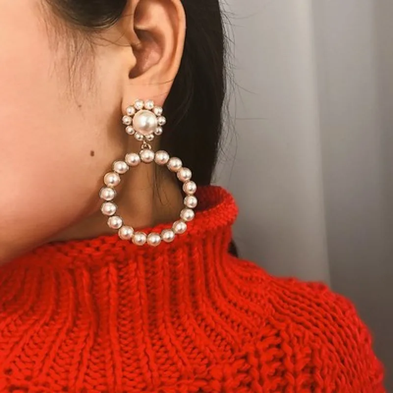 

Trendy Crystal Round Pendant Drop Earrings For Women Fashion Pearl Charm Statement Jewelry Wedding Earrings Female 2019