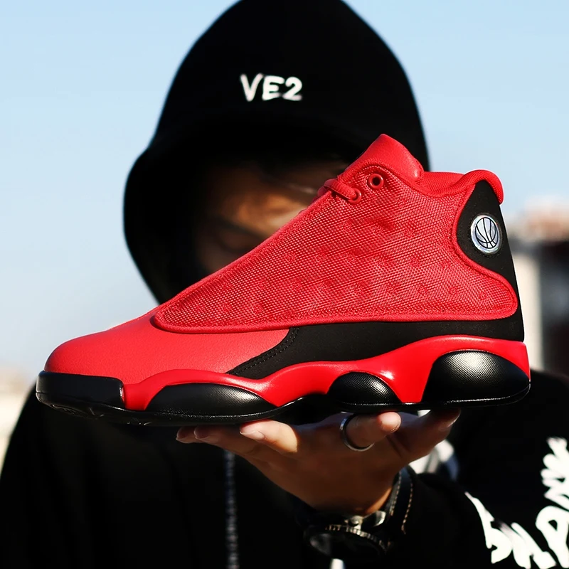 

2018 Professional Hot Sale Basketball Shoes Lebron James High Top Gym Training Boots Ankle Boots Outdoor Men Sneakers Athletic