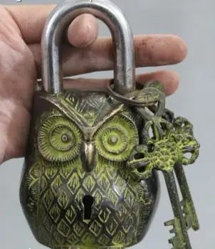 

free shipping 12cm Rare Chinese Ancient Bronze Owl Bird Birds Door Lock Latch Key Set Statue