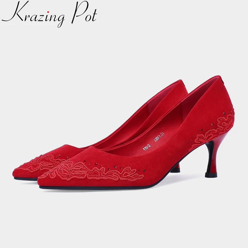 

2019 embroider high heels office lady shallow slip on party women pumps brand crystal pointed toe elegant red wedding shoes Ls2