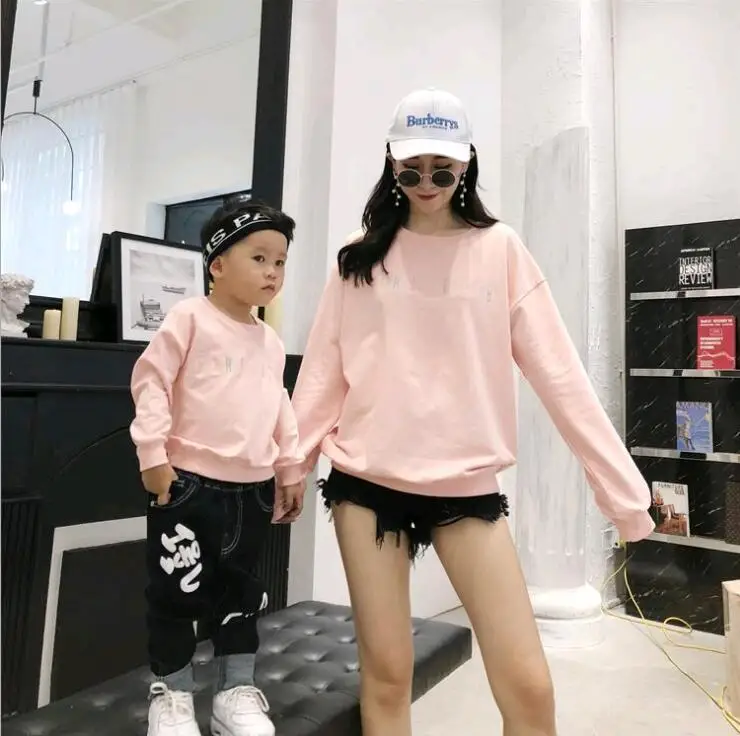 

family matching outfits look sweatshirts clothing mommy and me clothes mother mom mum and daughter son clothes family set ZB