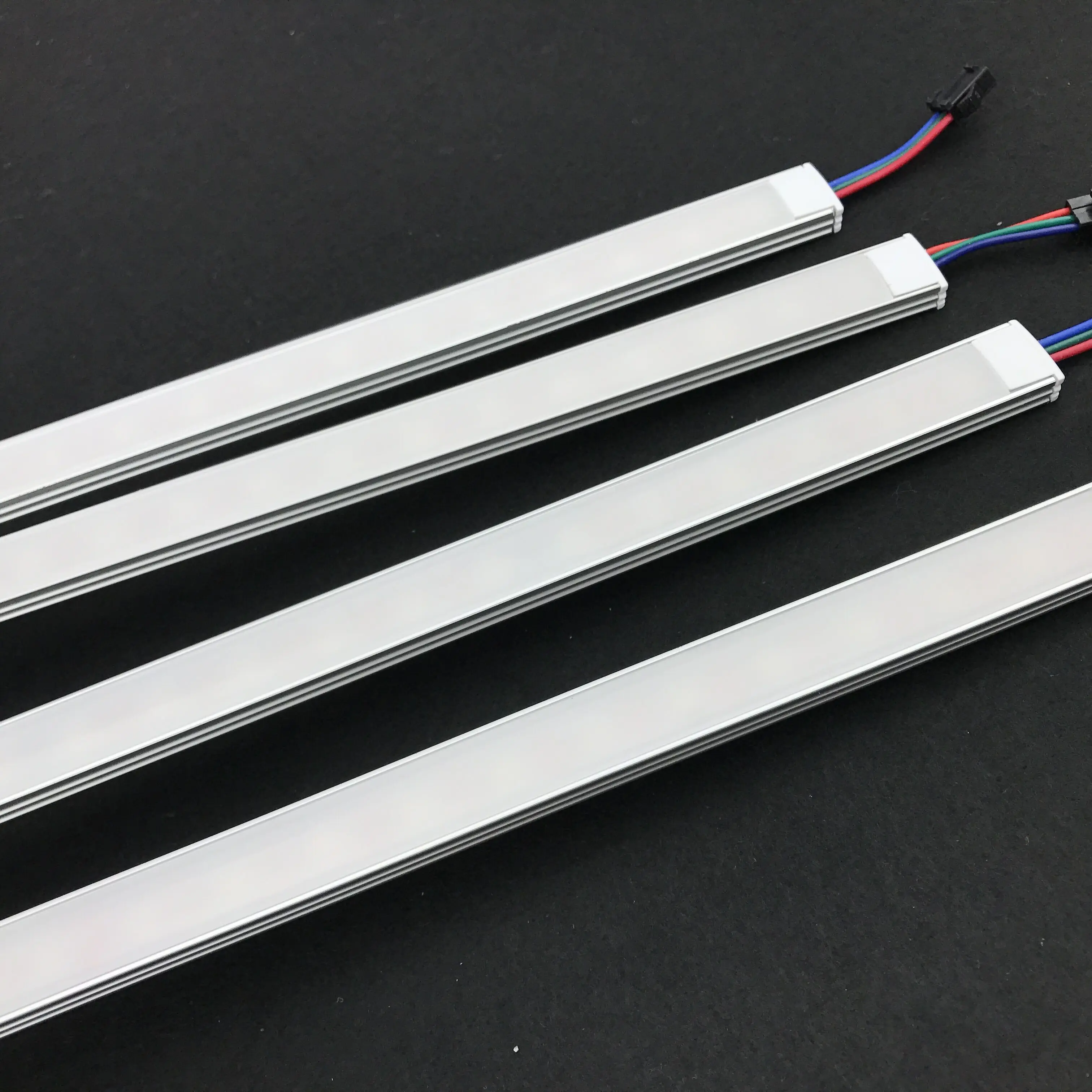 

1M 31pixels addressable WS2812B led rigid bar;U type alu profile;DC5V input;non-waterproof;frosted cover