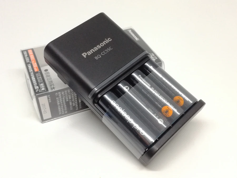 Panasonic Smart&Quick Charger + 4PCS Panasonic Pro AA 2550mAh High