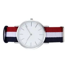 Design minimaliste Montres Lovers Japon Quartz Temps Mince Cas