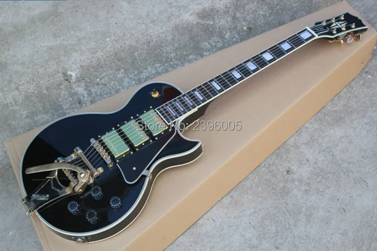 

Custom shop LP Custom electric guitar 60s 3 pickups gold hardware bigsby tremolo system black color standard lp guitar