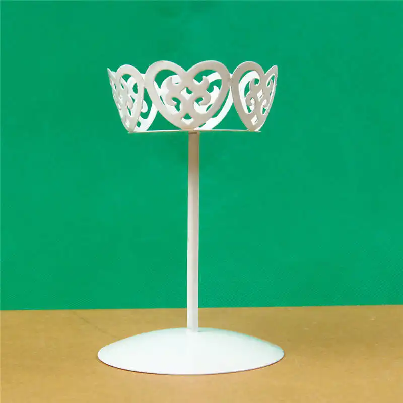 Новая Металлическая железная подставка для кексов, Европейский держатель для кексов в форме кареты, свадебные инструменты для рождественского декора GHMY - Цвет: as picture