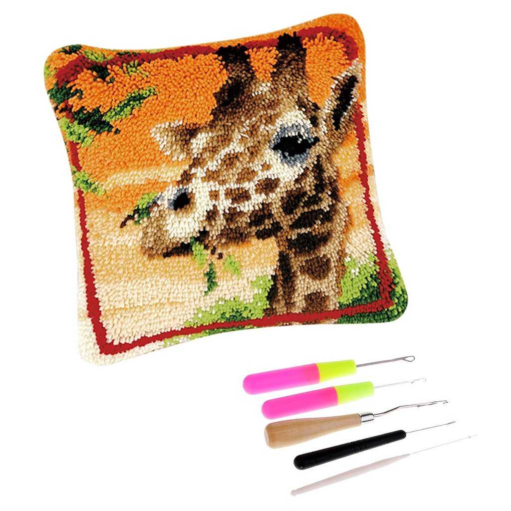 DIY Giraffe Pattern Latch Hook Pillowcase Kit and 5pcs Latch Hook Tool for Beginners Kids Crafts Lover
