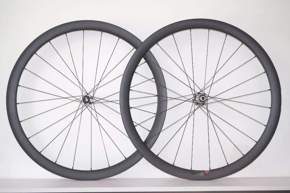 Excellent 1303g Lightest 700C 38mm deep 23mm Wide Carbon Clincher Road Disc Cyclocross Bicycle Wheelset UD Matt CX Bike Wheels 24H 28H XDR 2 Excellent 1303g Lightest 700C 38mm deep 23mm Wide Carbon Clincher Road Disc Cyclocross Bicycle Wheelset UD Matt CX Bike Wheels 24H 28H XDR 2