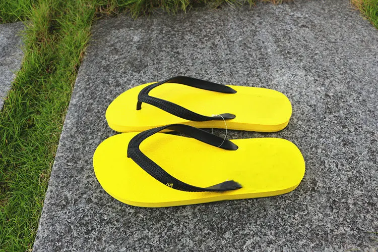 Мужские сандалии летние брендовые пляжные вьетнамки женские шлепанцы Мужская обувь летние мужские повседневные сандалии на плоской подошве - Цвет: Цвет: желтый