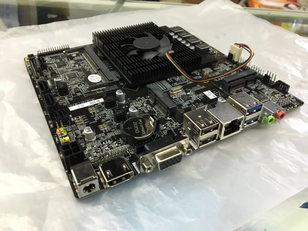 Ultra thin Mini itx Motherboard Built in CPU A8 6410 R5 Video Graph Processing APU USB 3