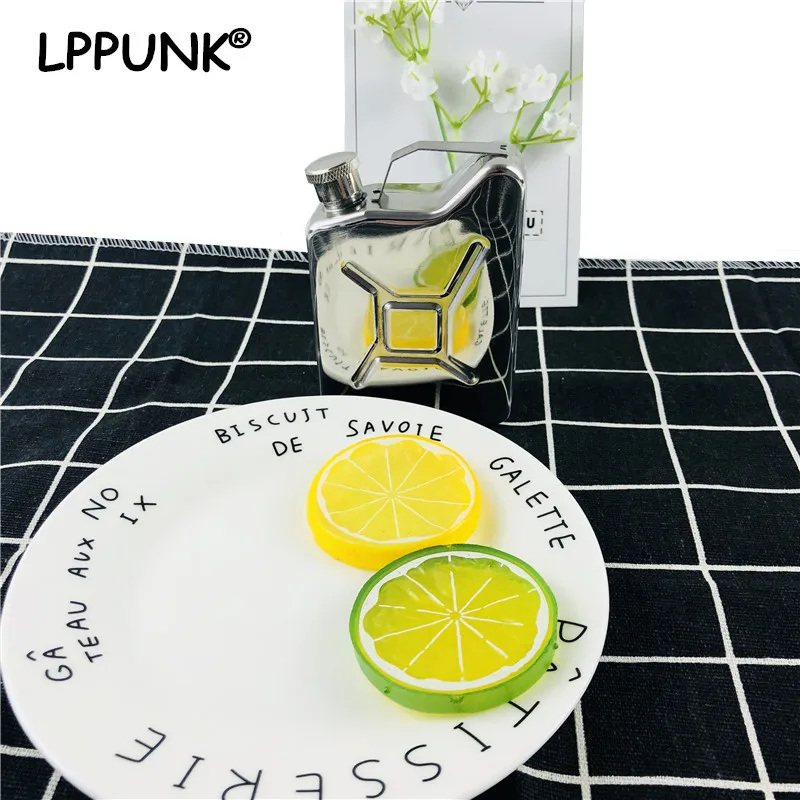 

2018 New sales mini 5oz Creative oil drum Liquor whisky flagon portable pocket Stainless steel 304 alcohol vodka hip flask