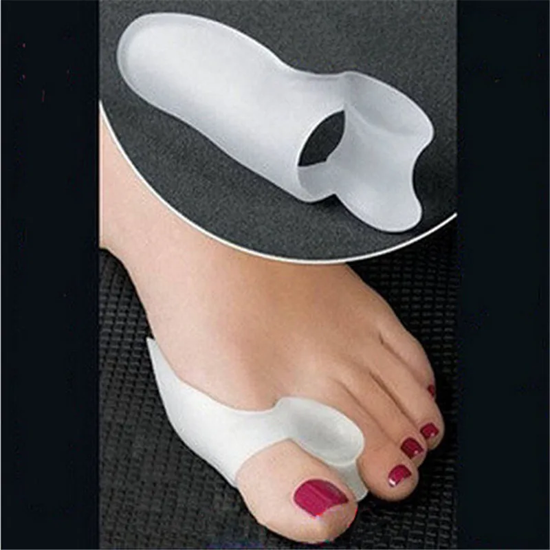 

2pcs/Lot Silicone Gel foot fingers Toe Separator thumb valgus protector Bunion adjuster Hallux Valgus Guard feet care nail tools