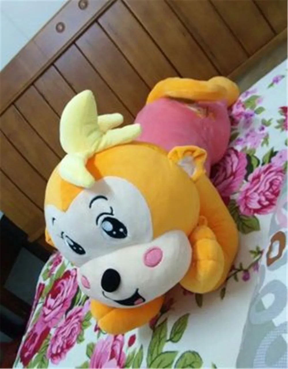 Fancytrader Large Stuffed Plush Lying Cartoon Monkey Toy Soft Anime Monkeying Doll 90cm 35inch 3 Colors Available9