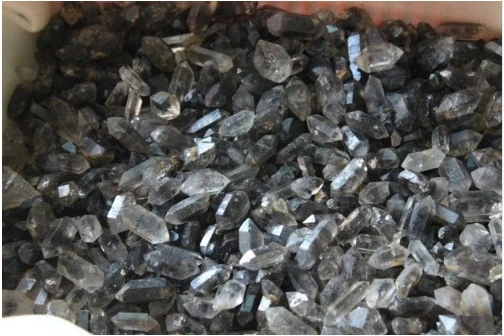 

small 40-60pc NATURAL Tibetan BLACk Phantom Crystal QUARTZ Terminating Specimen
