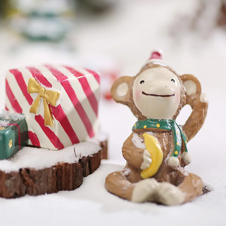 Подарок на рождественскую елку, изделия из смолы, снеговик, олень, Санта-Клаус, фигурка животного, домашний декор, миниатюрное украшение для сада в виде Феи, аксессуары
