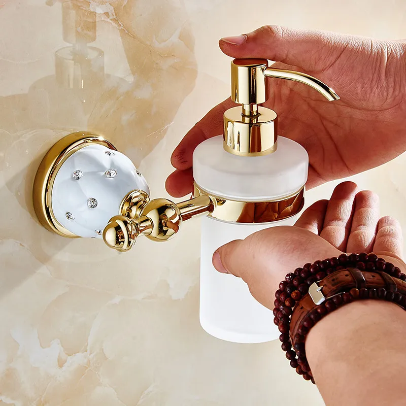 Диспенсер для жидкого мыла с золотым латунным стеклянным контейнером/бутылка роскошный настенный держатель для жидкости Товары для ванной комнаты Аксессуары