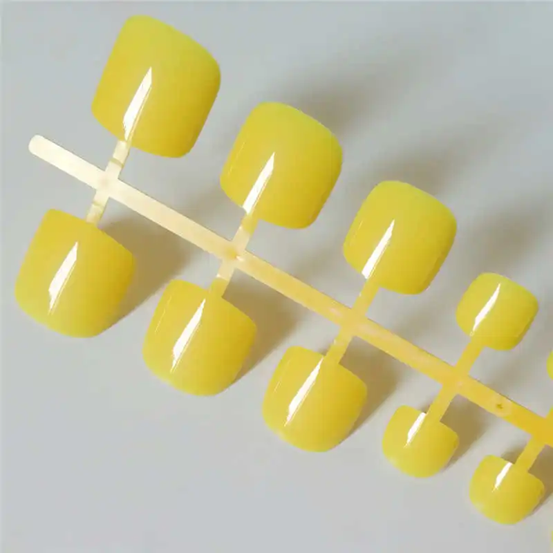 

24pcs Yellow Square Fake Nails For Foot Short Glossy Press On Toenails Artificial Clear Solid Color Nail False Tips For Girls