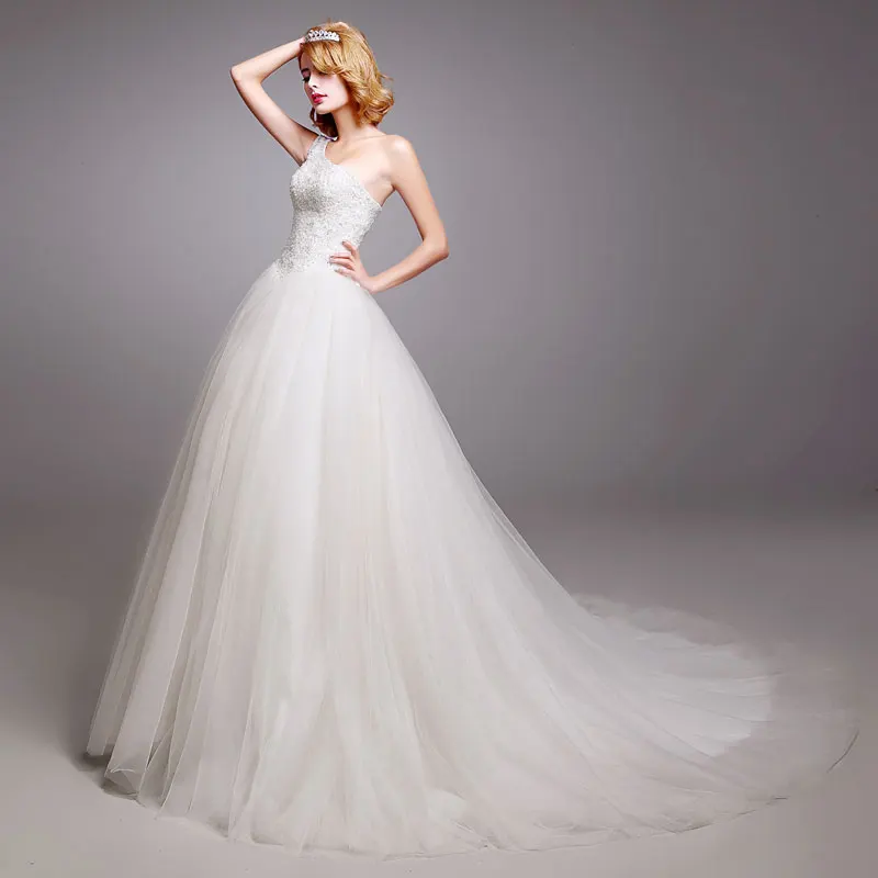 

Vestido De Noiva Sexy Lace Ball Gown White Vintage Wedding Dresses 2019 Applique Beaded Flowers SweepTrain Bride Gown