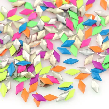 

About 1000Pcs 4mm Fluorescence Mix Color Rhombus Hotfix Flatback Nail Art Rivet Punk Rock Style For DIY 3D Nail Art Decoration
