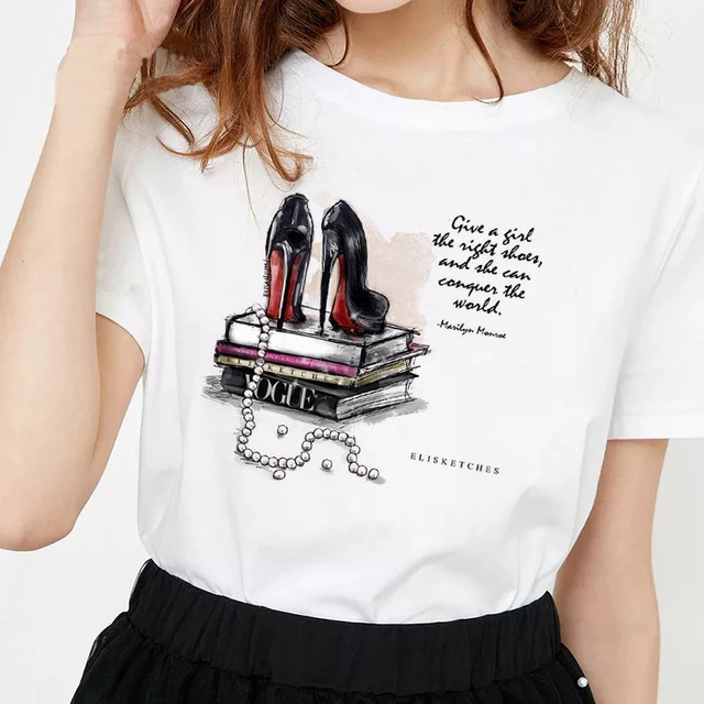 

Give A Girl The Right Shoes and She Can Conquer The World Casual Tees Casual Slim Tees Cotton T-shirt for Women Plus Size Tops