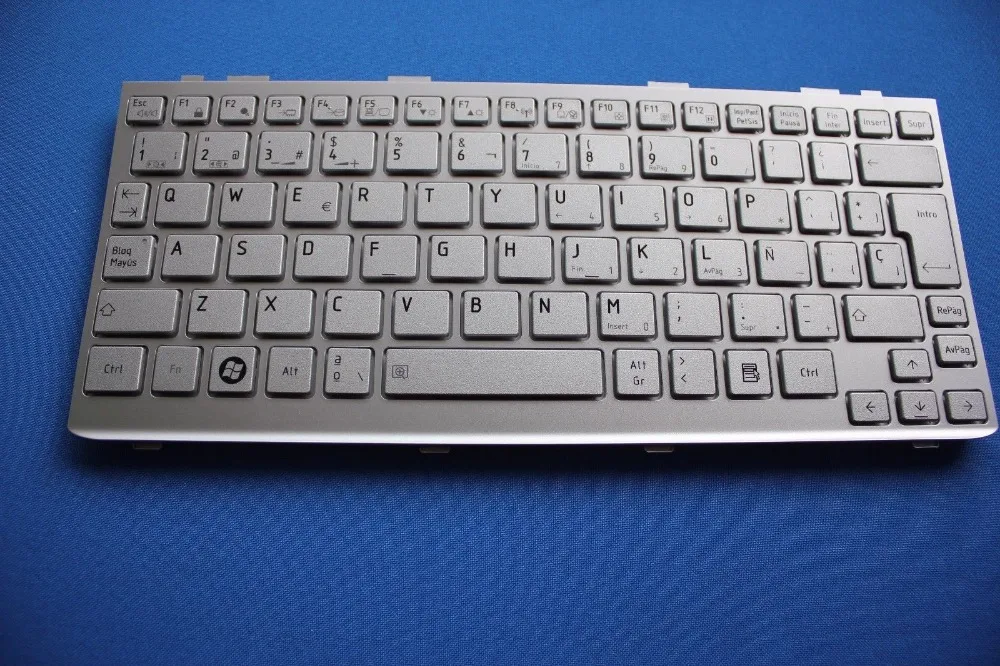 

News notebook Laptop keyboard for Toshiba MINI NB305 NB300 SP layout