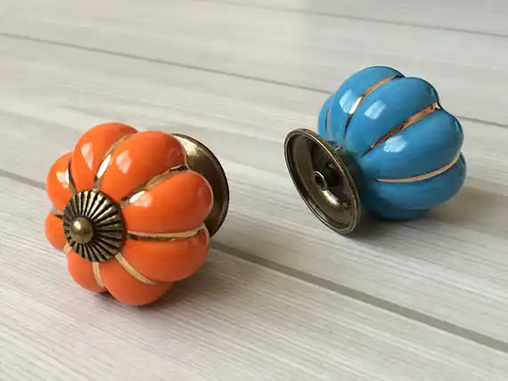 الأوروبي خزانة باب منضدة الزينة مقبض جلد درج النبيذ مقبض كابينة مقبض الباب الذهب مقبض معدني الأجهزة مقابض للخزانات Aliexpress