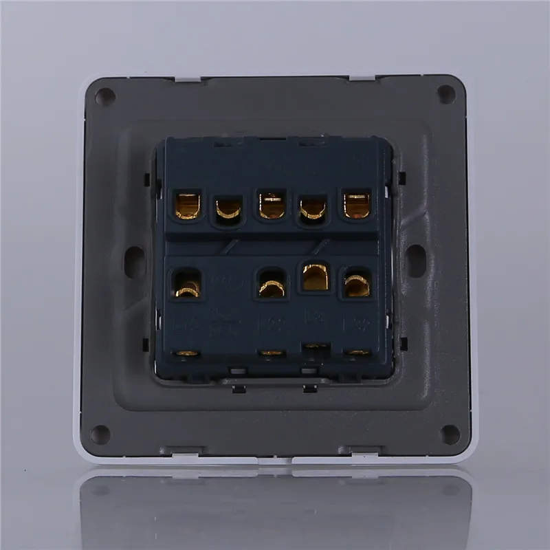 10A-3-gang-2-way-light-switch-and-AC220-250V-lamp-pull-switch-UK-Standard-wall (2)