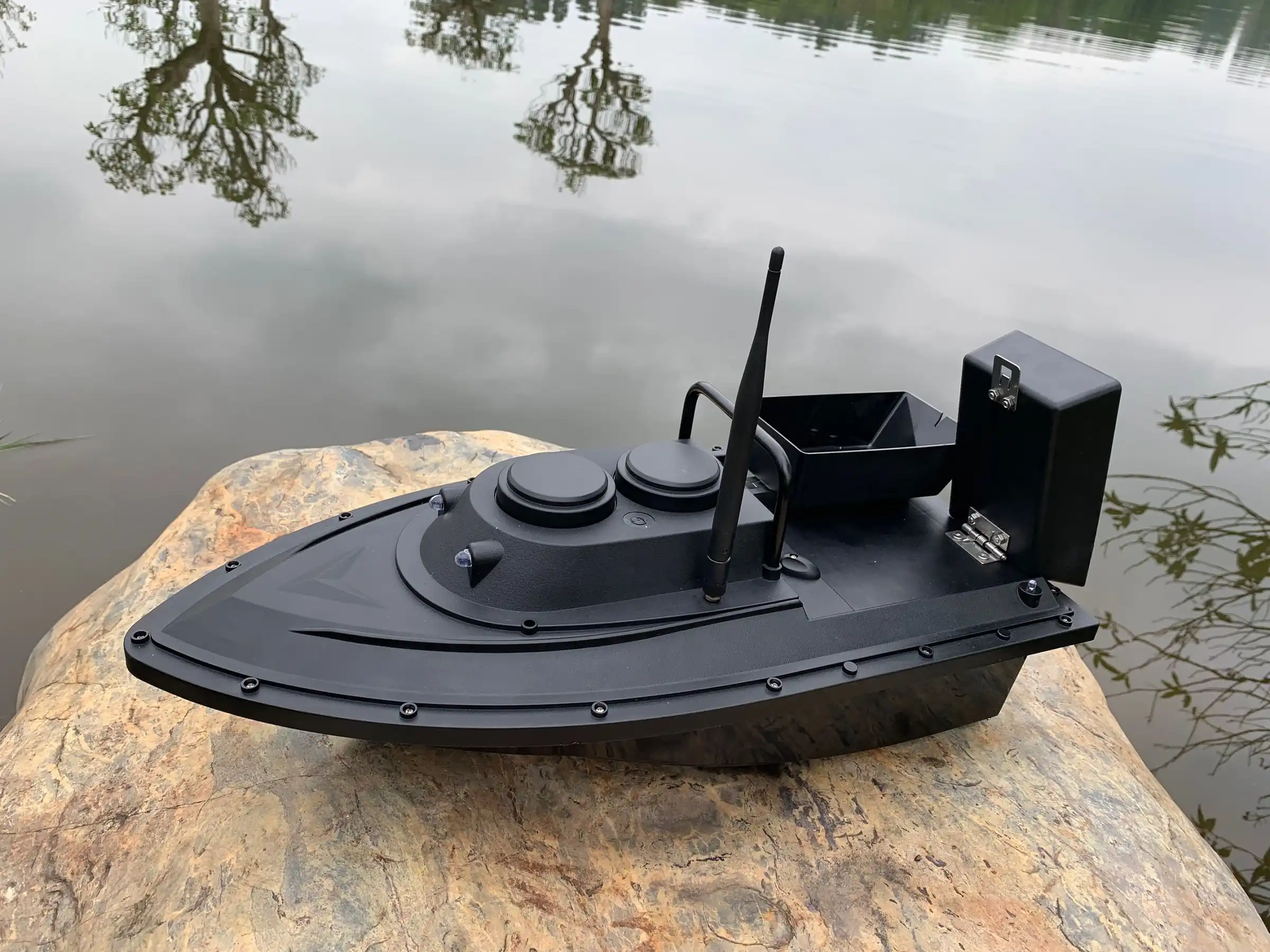 bait boat controller