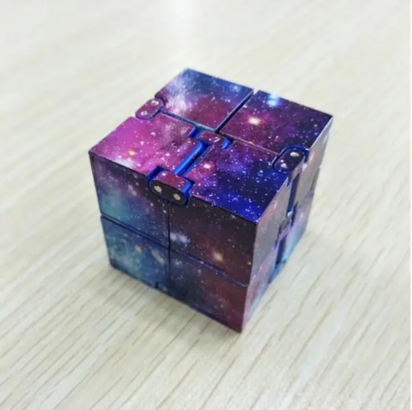 

Infinite Magic cub Cube,Two in One Cube Pressure Relief Artifact Creative Finger Toy.