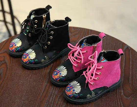 

AA Autumn Winter Children Martin boots Girls lace up Ankle boots Chinese style embroidery Restor flat heel Kids shoes for girl