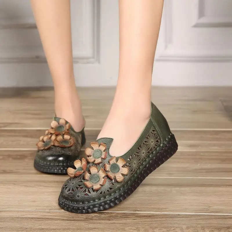 

Women Leather Flats Hollow Out Flower Summer Shoes Women 2019 Green Loafers Wome Genuine Leather Handmade Lazy Shoes Soft Flats
