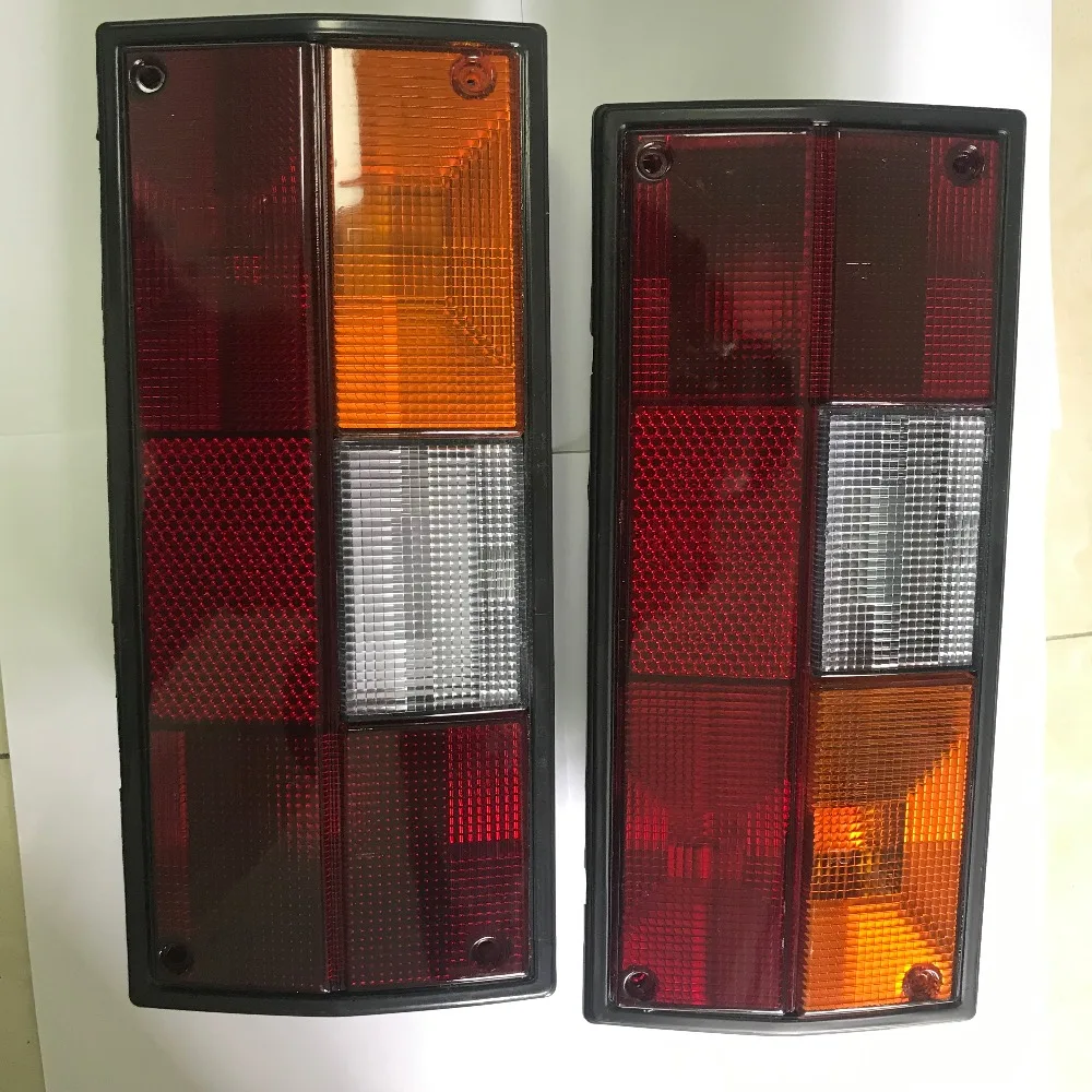 

1 Pair High Quality Rear bumper Tail Lights Rear Brake Light Lamp for Volkswagen Transporter VW T3 Eurovan Caravelle Multivan T3