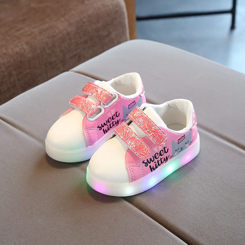 Fashion cute Patch LED baby casual shoes cartoon infant tennis Lovely breathable lighted girls boys shoes Elegant baby sneakers