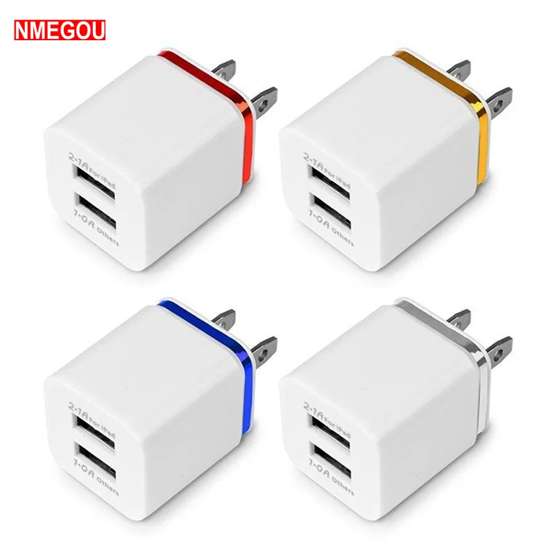 Универсальный состоящий из универсального адаптера на 2 USB зарядное устройство