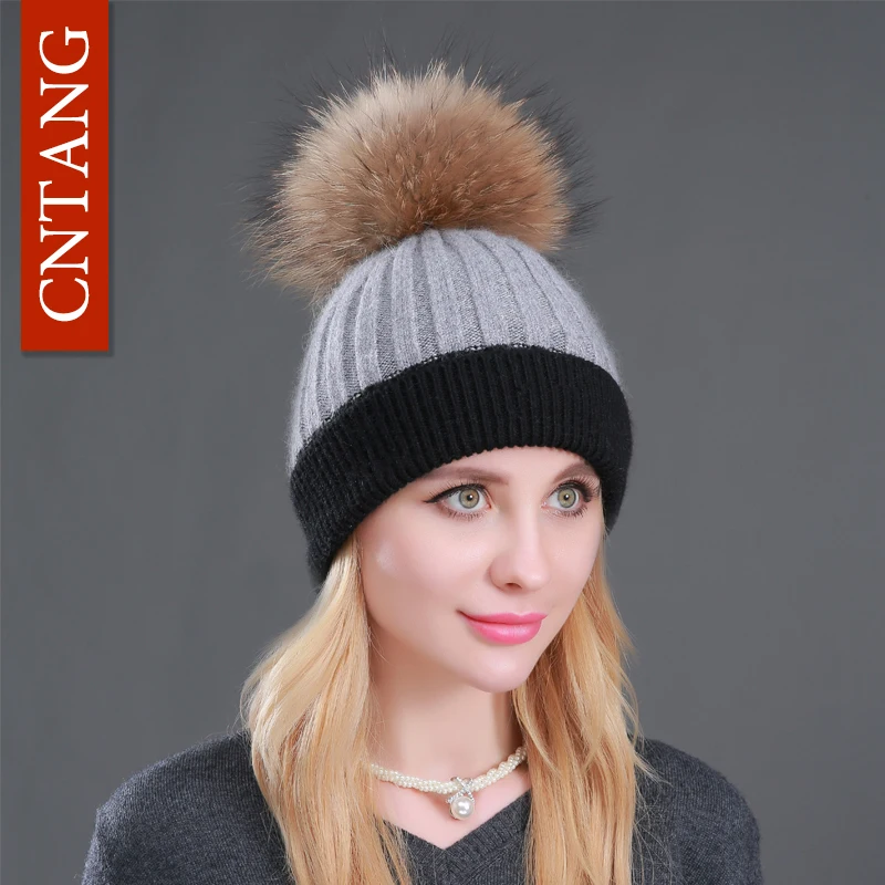 697.67руб. 45% СКИДКА|2018 зимние Лоскутные Шапки из кроличьего меха, женские теплые вязаные шапки из натурального меха енота, шерстяные шапки, модные женские шапки с помпоном-in Женские Skullies и шапочки from Аксессуары для одежды on AliExpress 