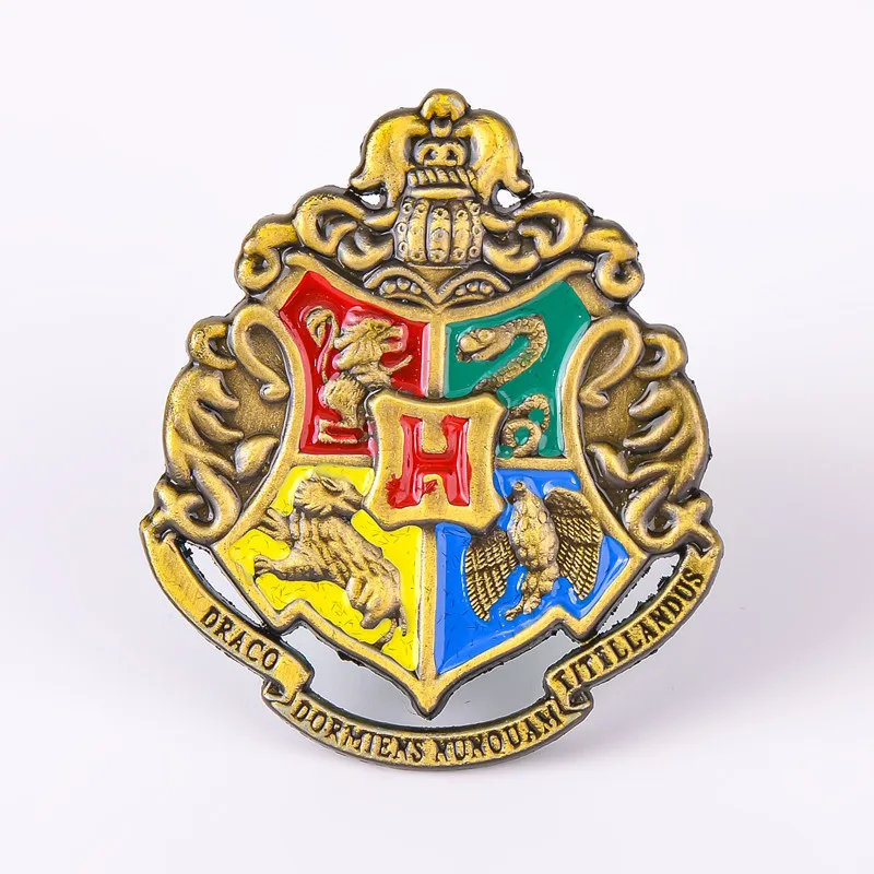 

Hot Movies Hogwarts School Cosplay Badge Harry Potter Pins Brooch Gryffindor Ravenclaw Slytherin Hufflepuff Adult Children Gifts