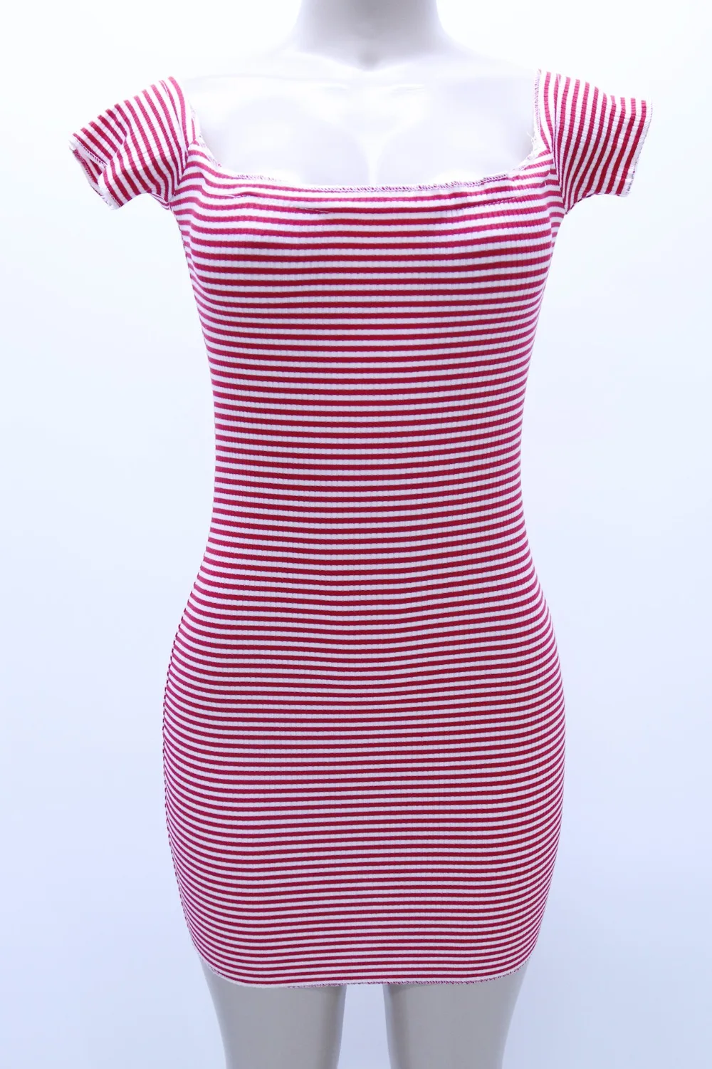  (4)