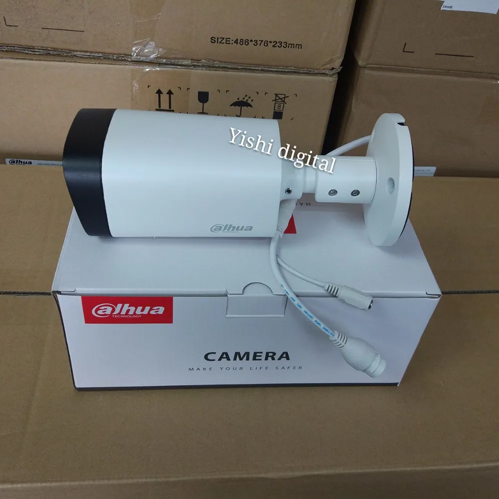 

Original Dahua 3Mp IR Bullet Network Camera card slot up to 128GB 2.7~12mm varifocal lens IR 60m IP67 PoE IPC-HFW2320R-ZS-IRE6