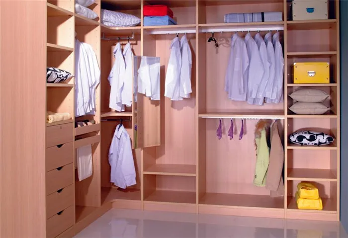 

L shape walk-in closet wardrobe design