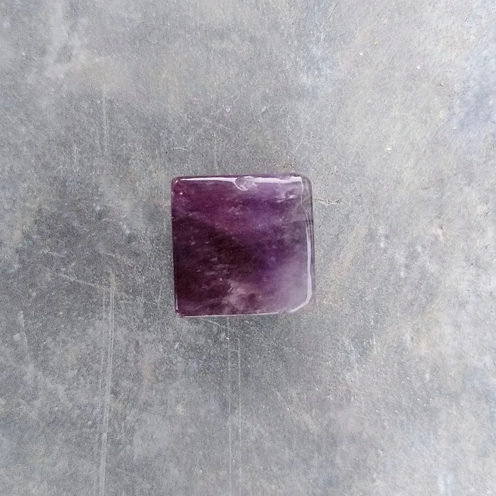 amethyst carved geometry 02