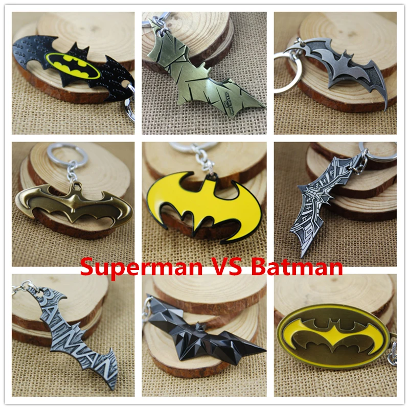 

DC Comics Movie Batman Vs Superman Action Figure Metal Keychain Toy Pendant Chaveiro Stainless Steel Toy Gags&Practical Jokes